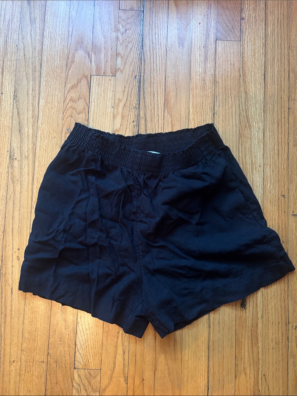 H&M Women’s Linen Blend Shorts in Black with Pockets